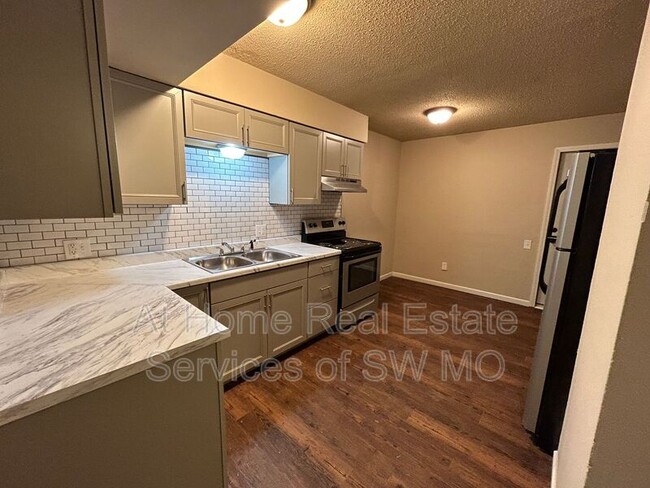 Photo - 1400 S Campbell Ave Unidad Apt #7