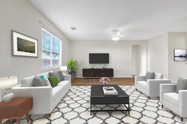 Building Photo - 415 Abbey Ln