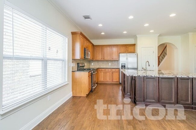 3388 Redmon Hill