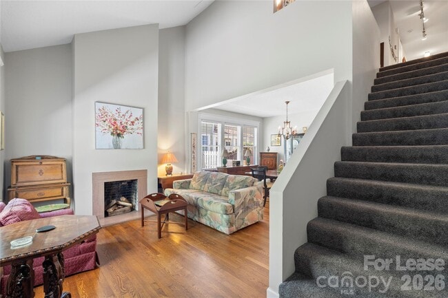 Photo - 1610 Park Rd