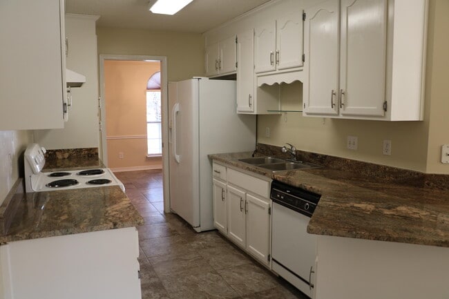 Photo - 1925 Catamaran Dr