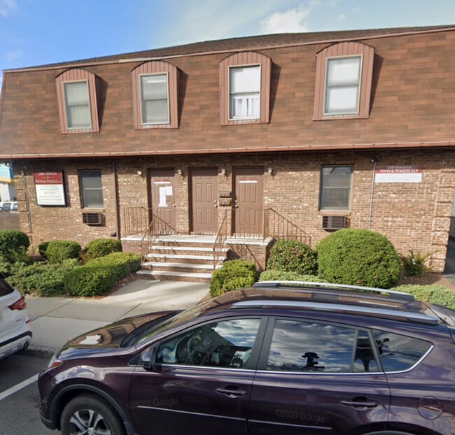 Building Photo - 40 Union Ave Unit 2 Rental