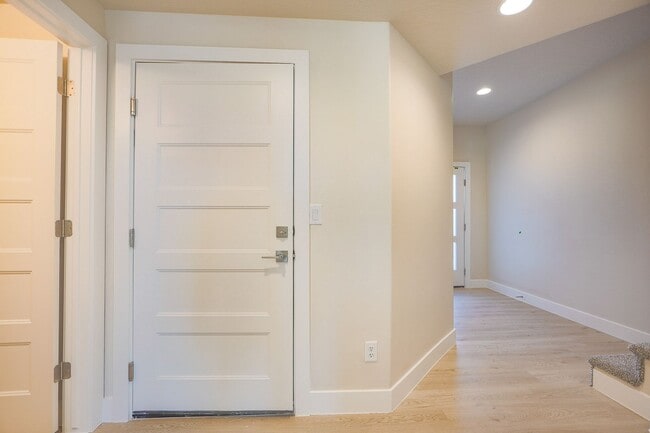 Photo - Crimson Park Town Home.