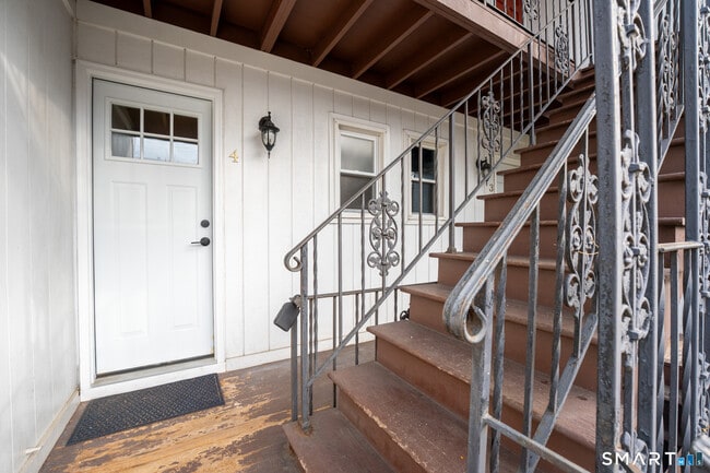 Photo - 24 Home Ct Unit 4