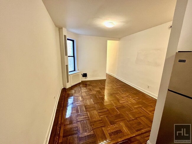 East 88th Street | Chic & Pet-Friendly 1-B... - East 88th Street | Chic & Pet-Friendly 1-B... Apartment Unit 5A
