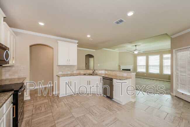 Photo - 11408 Sadie St