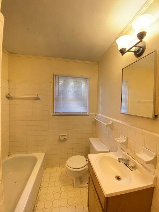 Photo - Great Location!!