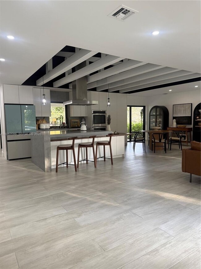 Photo - 470 Petersburg Tr