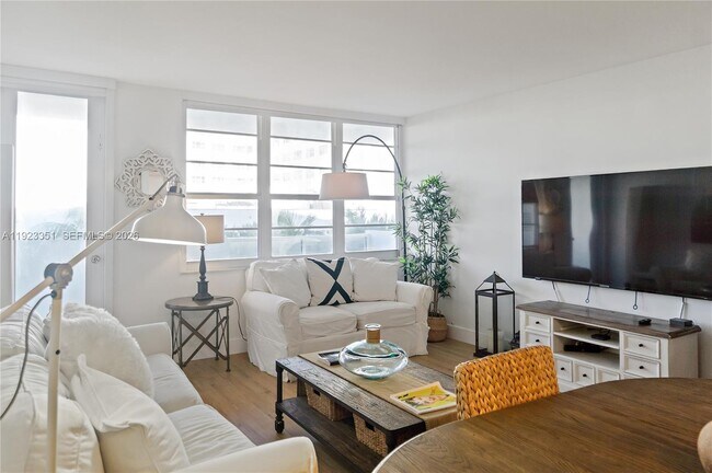 Photo - 100 Lincoln Rd Unidad 410