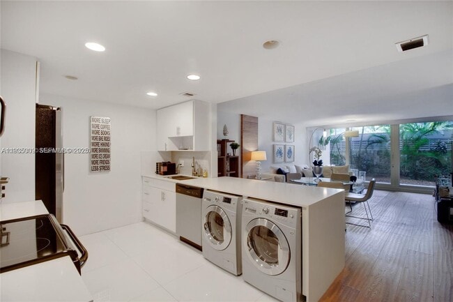 Photo - 155 Ocean Ln Dr Unit 104