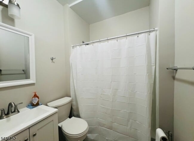 Photo - 103 Knapp Ave