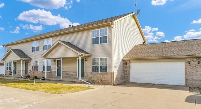 Photo - Maple Hill Townhomes