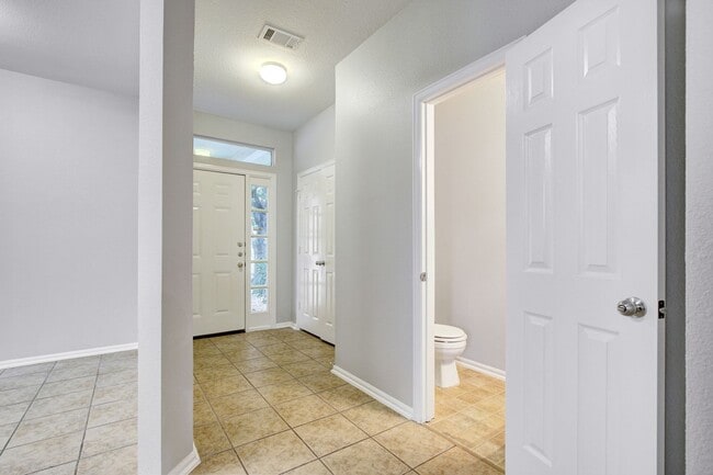 Photo - 3-Bedroom Townhouse with Open Floor Plan and Spacious Backyard Near Lackland AFB
