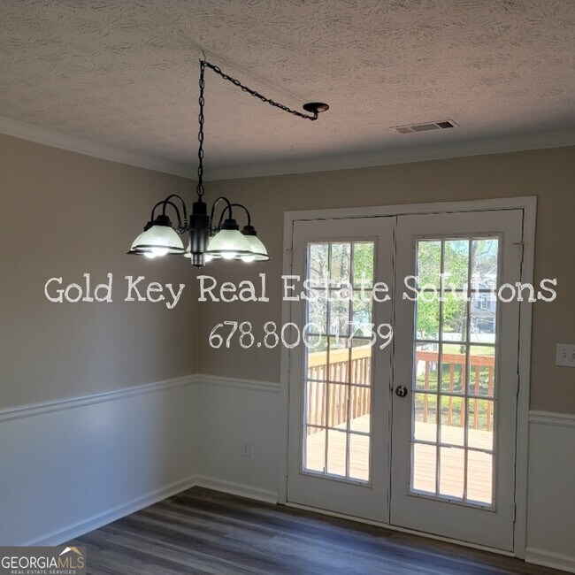 Photo - 915 Burning Bush Dr