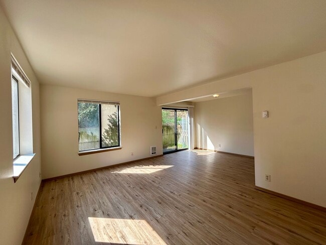 Photo - 7512-7514 220th St. SW Unit 13