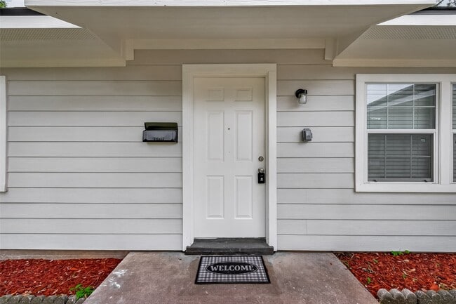 Photo - 14022 Rosecrest Dr