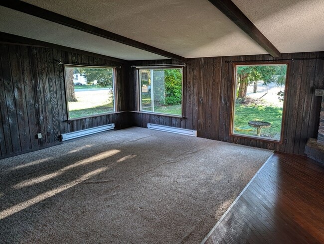 Photo - 25029 Minkler Rd