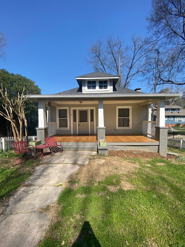 Building Photo - 111 Miller Ave Unit 1
