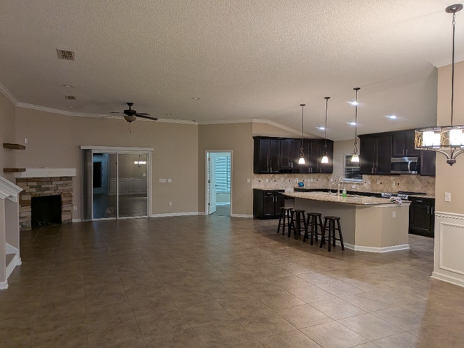 Photo - 260 S Bellagio Dr