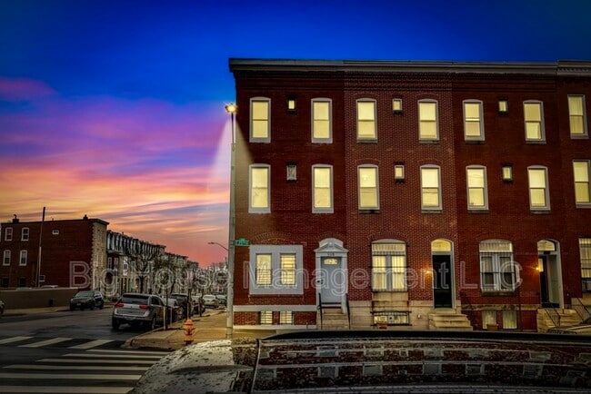 Photo - 339 E 25th St Unit 1