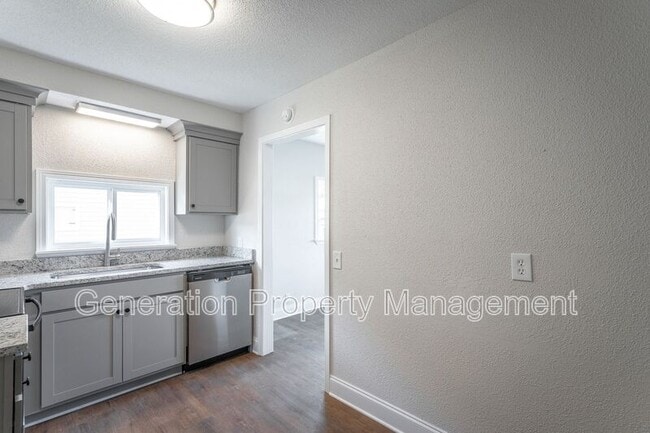 Photo - 1902 S Watkins St Unit #3