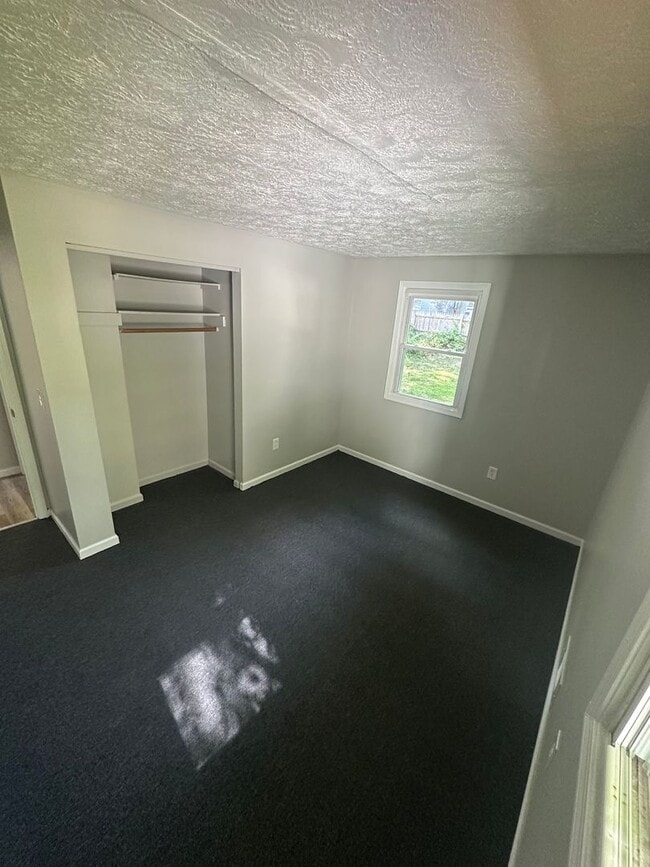 Photo - 35 Aurora St