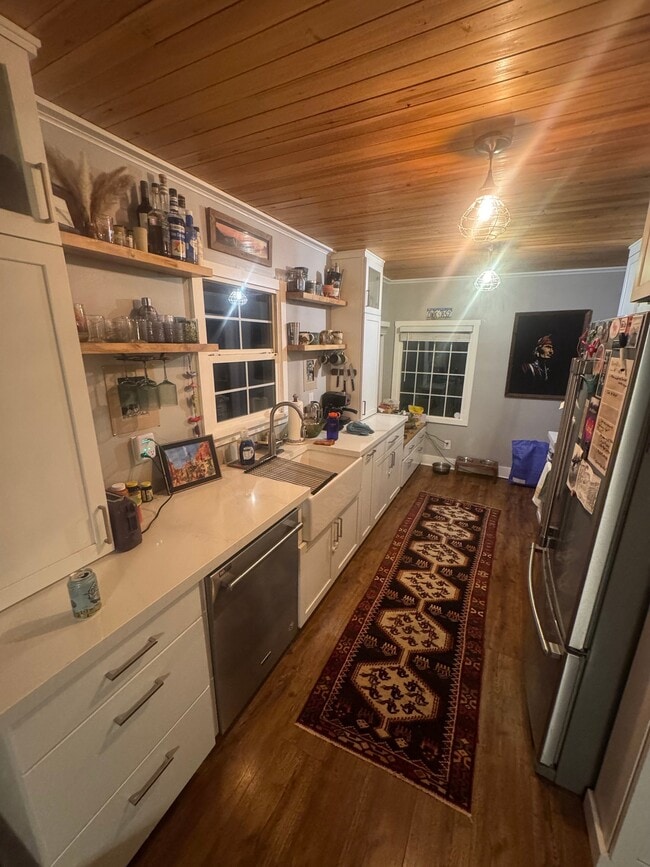 Photo - 1644 Oak St