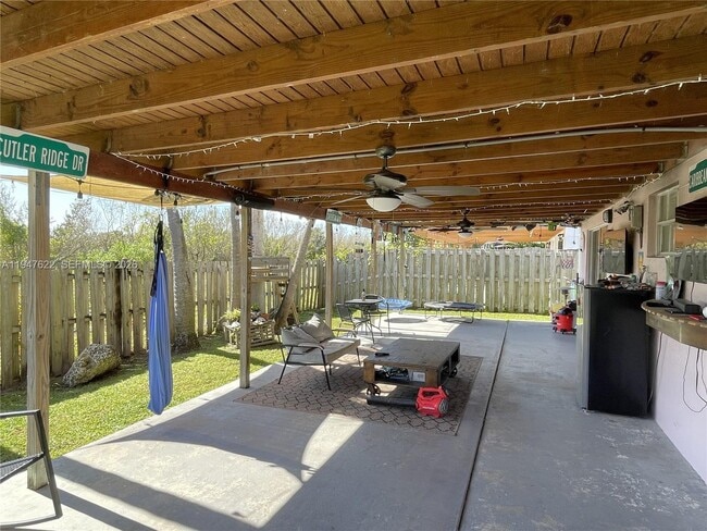 Building Photo - 9810 SW 222nd Terrace