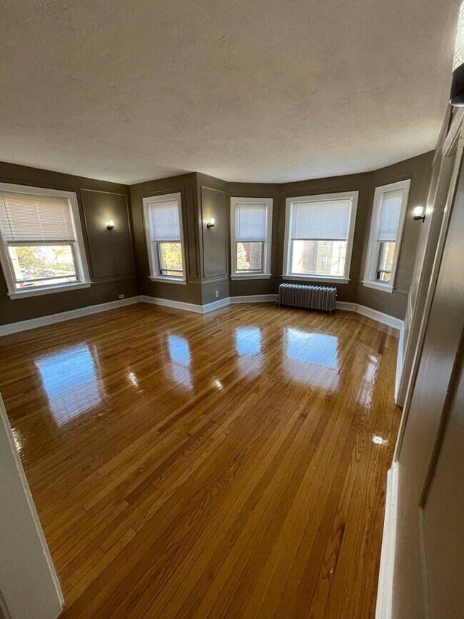 Photo - 7954 S Drexel Ave