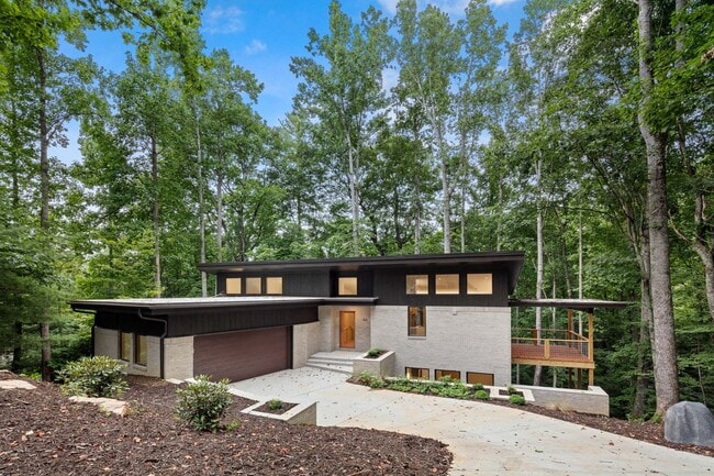 Building Photo - Modern Mountain Oasis