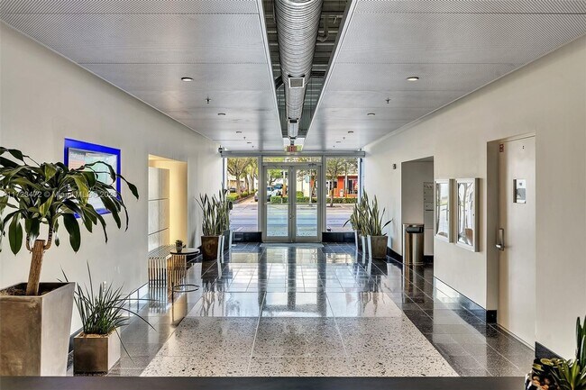 Photo - MIAMI LIVE WORK LOFT