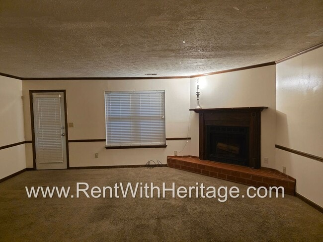 Photo - Amazing 2 bedroom, 1.5 bath townhome/ Grea...