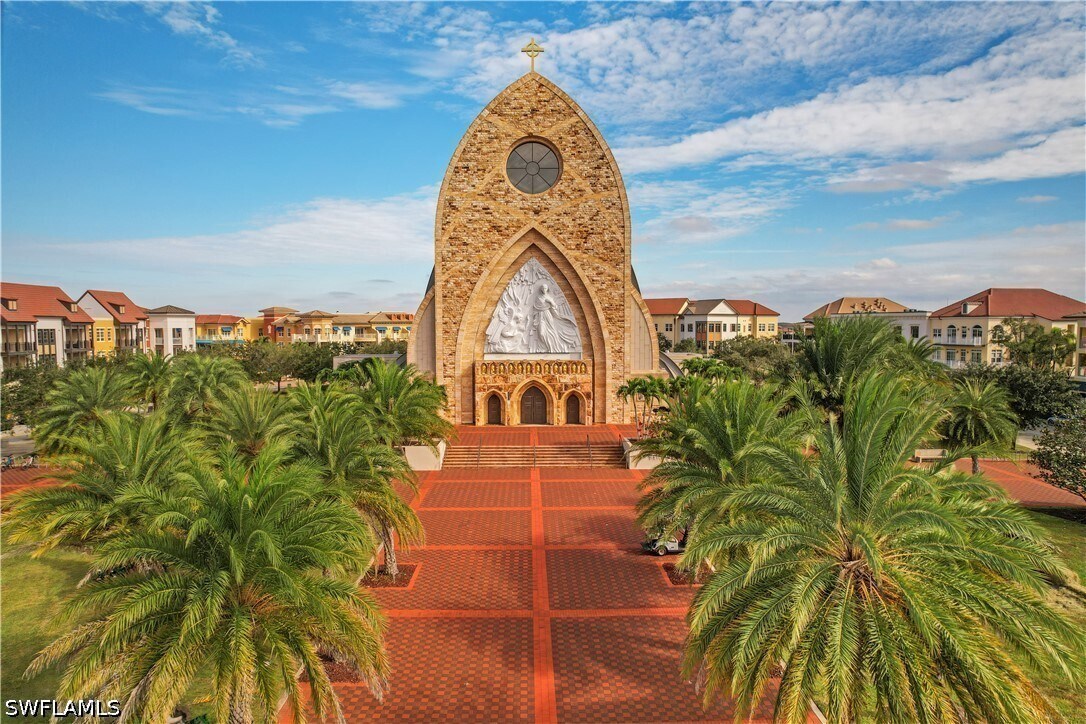 Photo - 5769 Mayflower Way