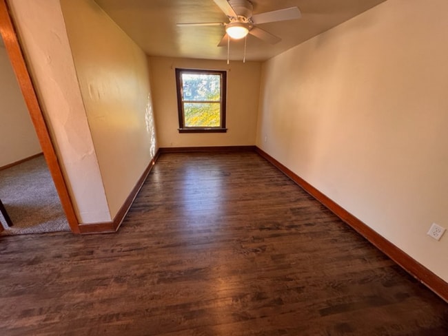 Photo - 916 Milwaukee Ave