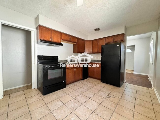 Photo - 1328 Carrie Ave