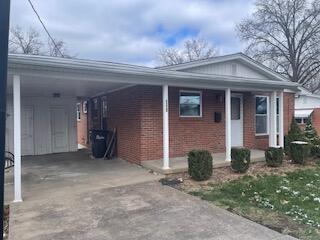 Building Photo - 2005 Vine St