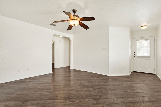 Photo - Cozy 3 Bedroom Home in Far West San Antonio!