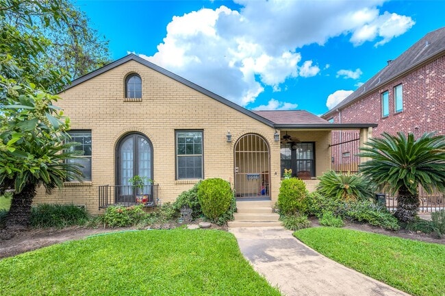 Photo - 1648 Colquitt St