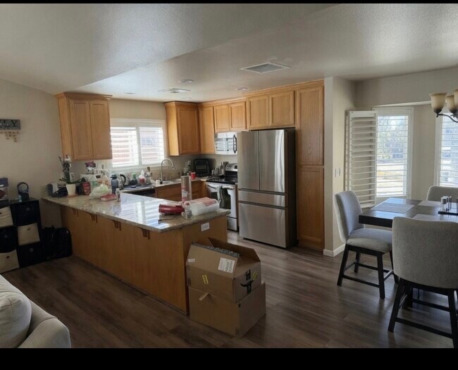 1761 Bay Ct