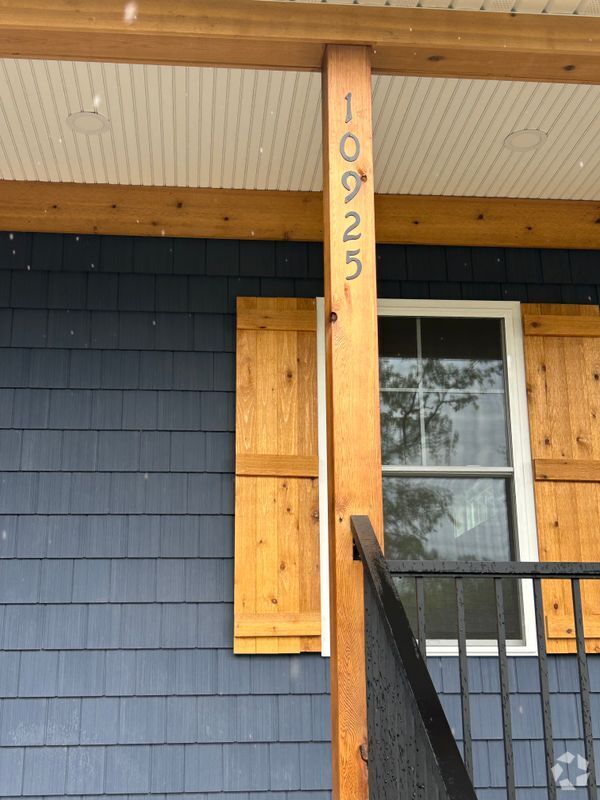 Building Photo - 10925 Antrim Ct Rental
