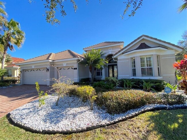 Photo - 1461 Glenheather Dr House