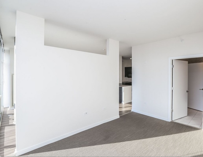 Photo - 737 N La Salle Dr Unit 2902