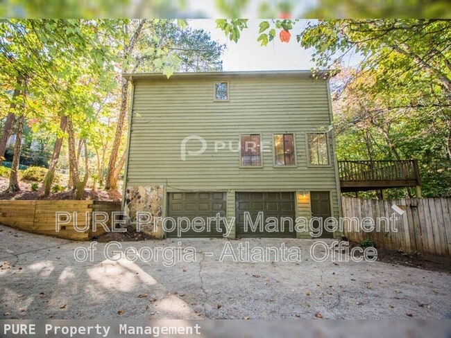 Photo - 540 Silver Pine Trail