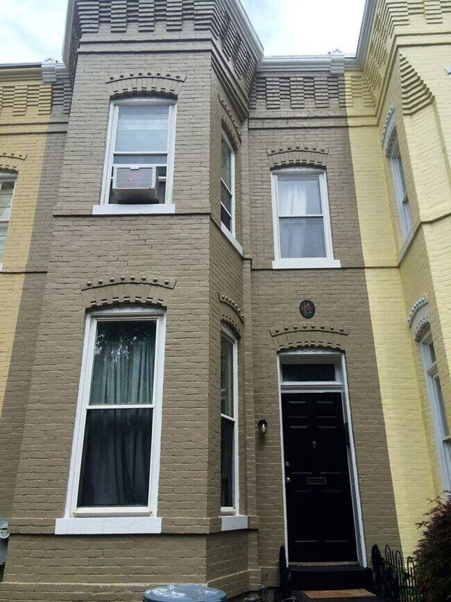 Photo - 1315 35th St NW Unidad O