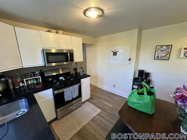 Photo - 1145 Boylston St Unidad 4