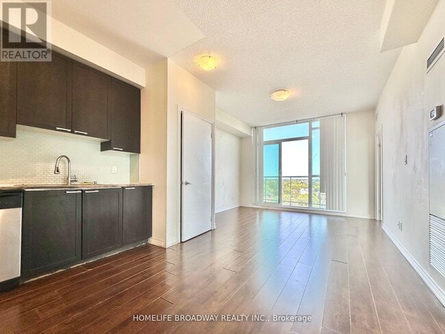 Photo - 1328 Birchmount Rd Unit 912