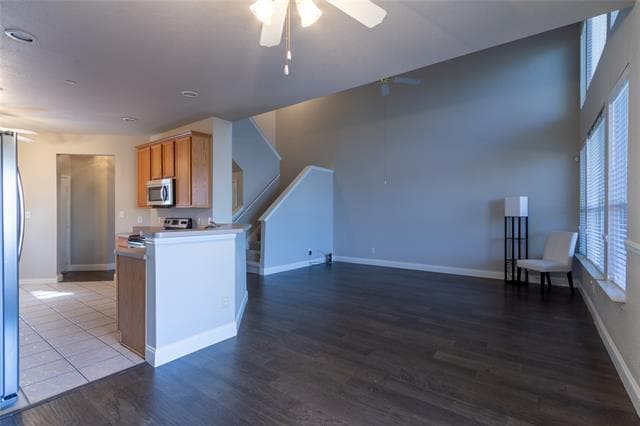 Photo - 10008 Dryden Ln