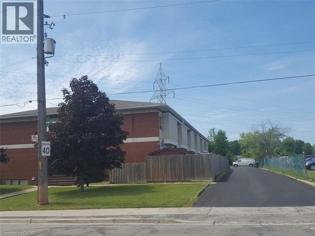 Photo - 2251 Mountainside Dr