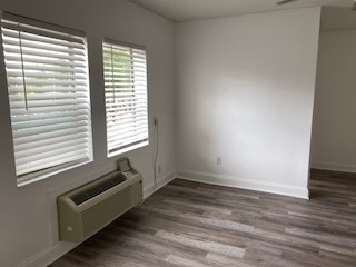 Photo - 630 Brevard Ave Unidad Studio