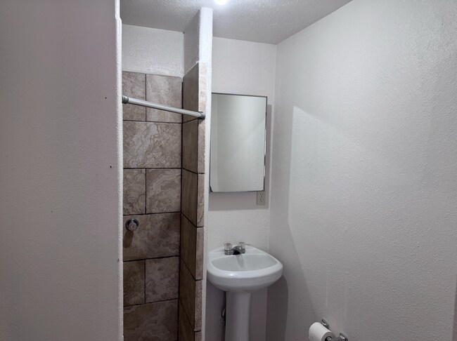 Photo - 240 Wheeler Ave SE Unidad B